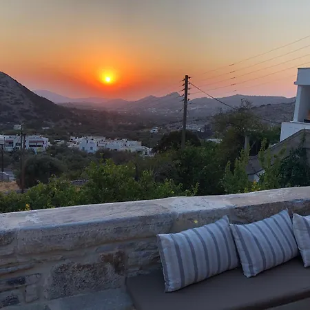 Cycladic Luxury Maisonette Filótion