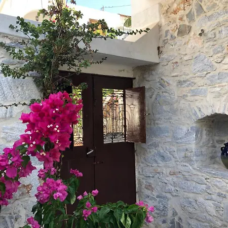 Дом отдыха Cycladic Luxury Maisonette *