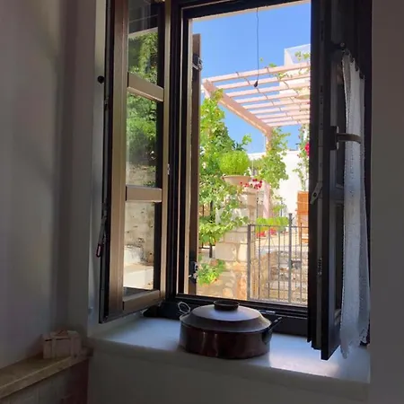 Cycladic Luxury Maisonette * Filotion